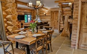 Cedar Lodge